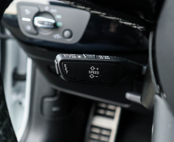 5. De cruise control is uitgevonden door een blinde Americaan